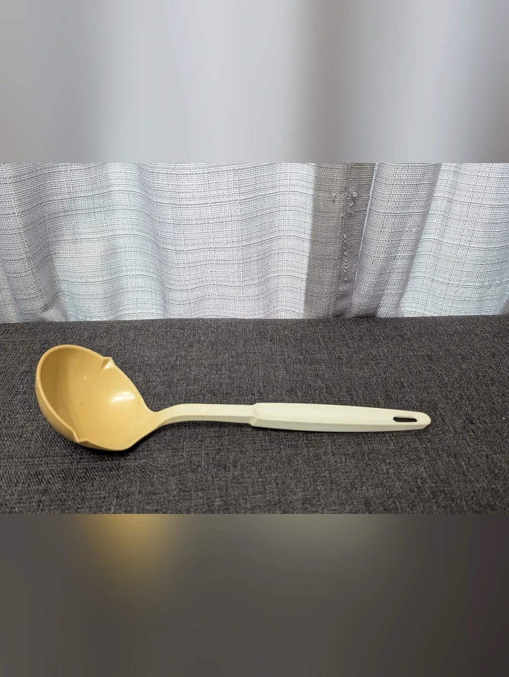 VTG Ecko Ladle Kitchen Utensil Double Pour Spout Beige USA Made